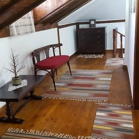 Bujtina E Bardhe 3* Korce