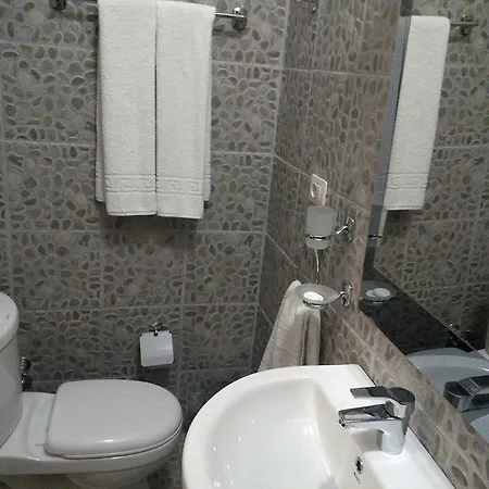 Bujtina E Bardhe 3* Korce