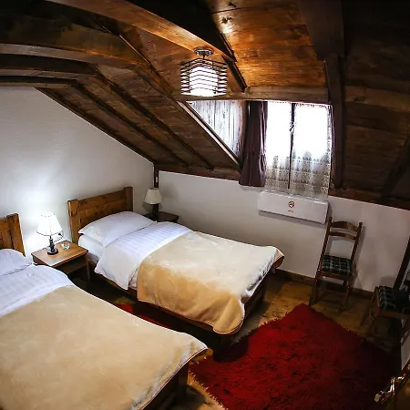 Bujtina E Bardhe 3* Korce