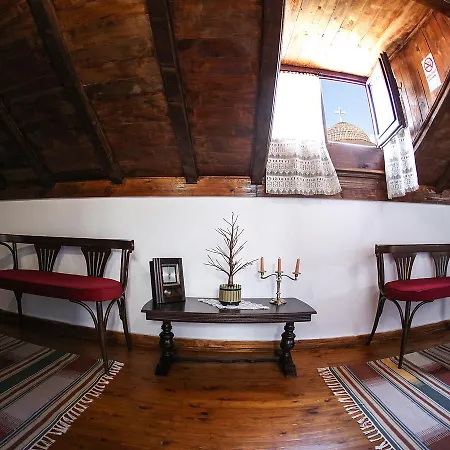 Bujtina E Bardhe 3* Korce