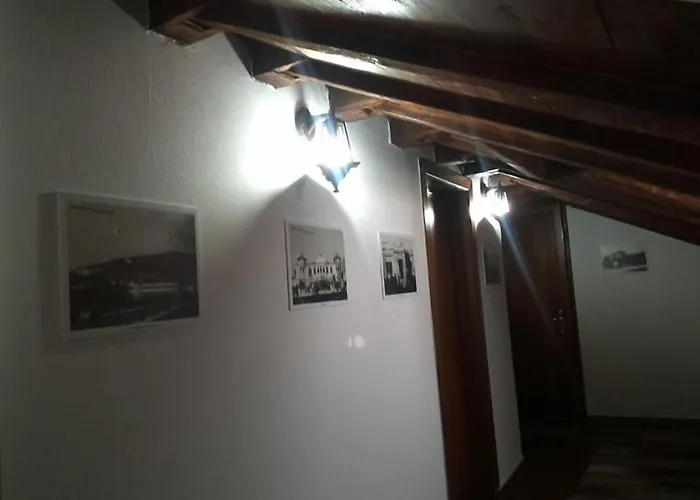 Bujtina E Bardhe Hotel Korce